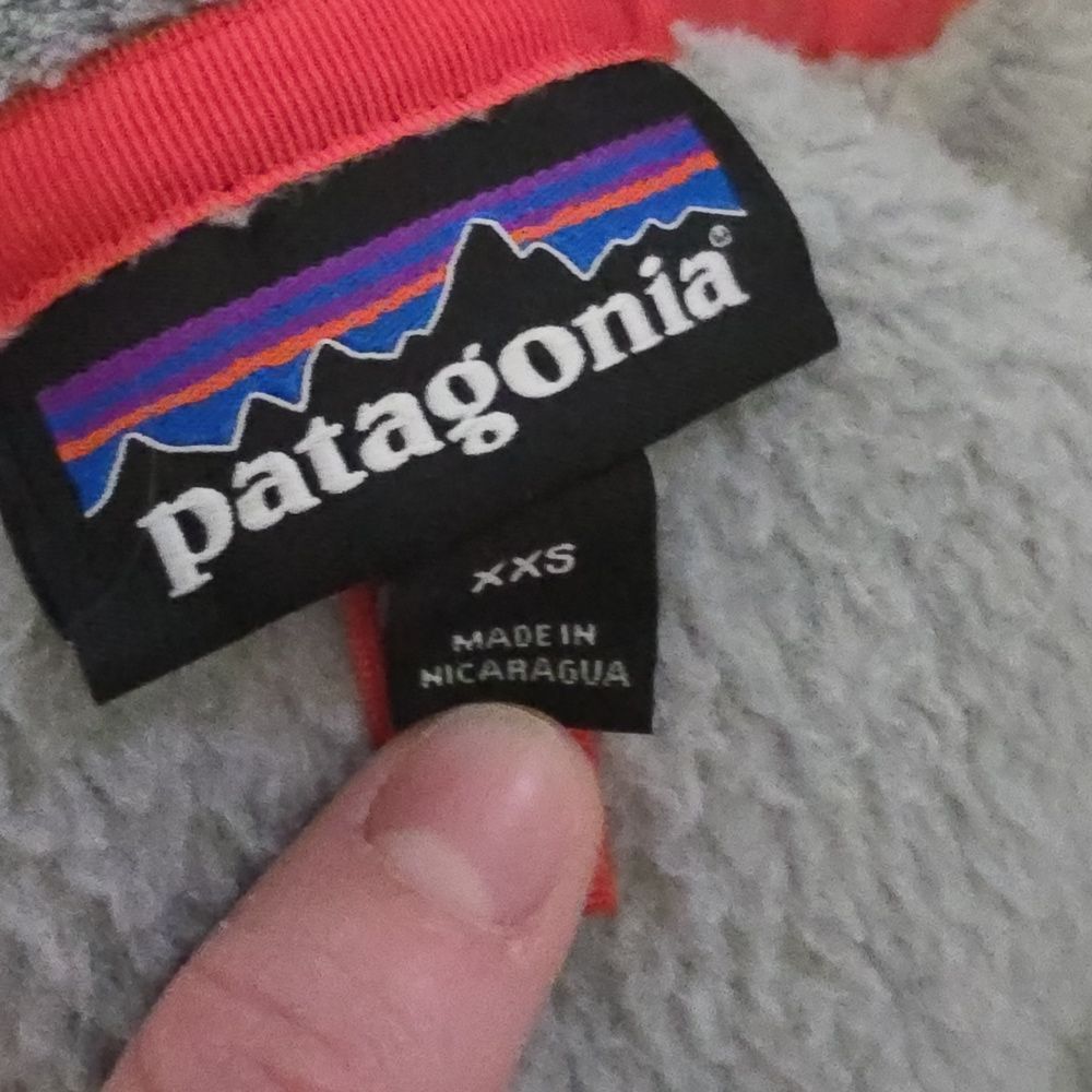 Patagonia Gray Fleece Pullover with Coral Trim - Picture 4 of 5